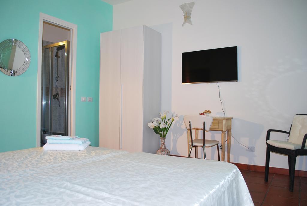 Bed and Breakfast San Peter'S Corner Roma Habitación foto